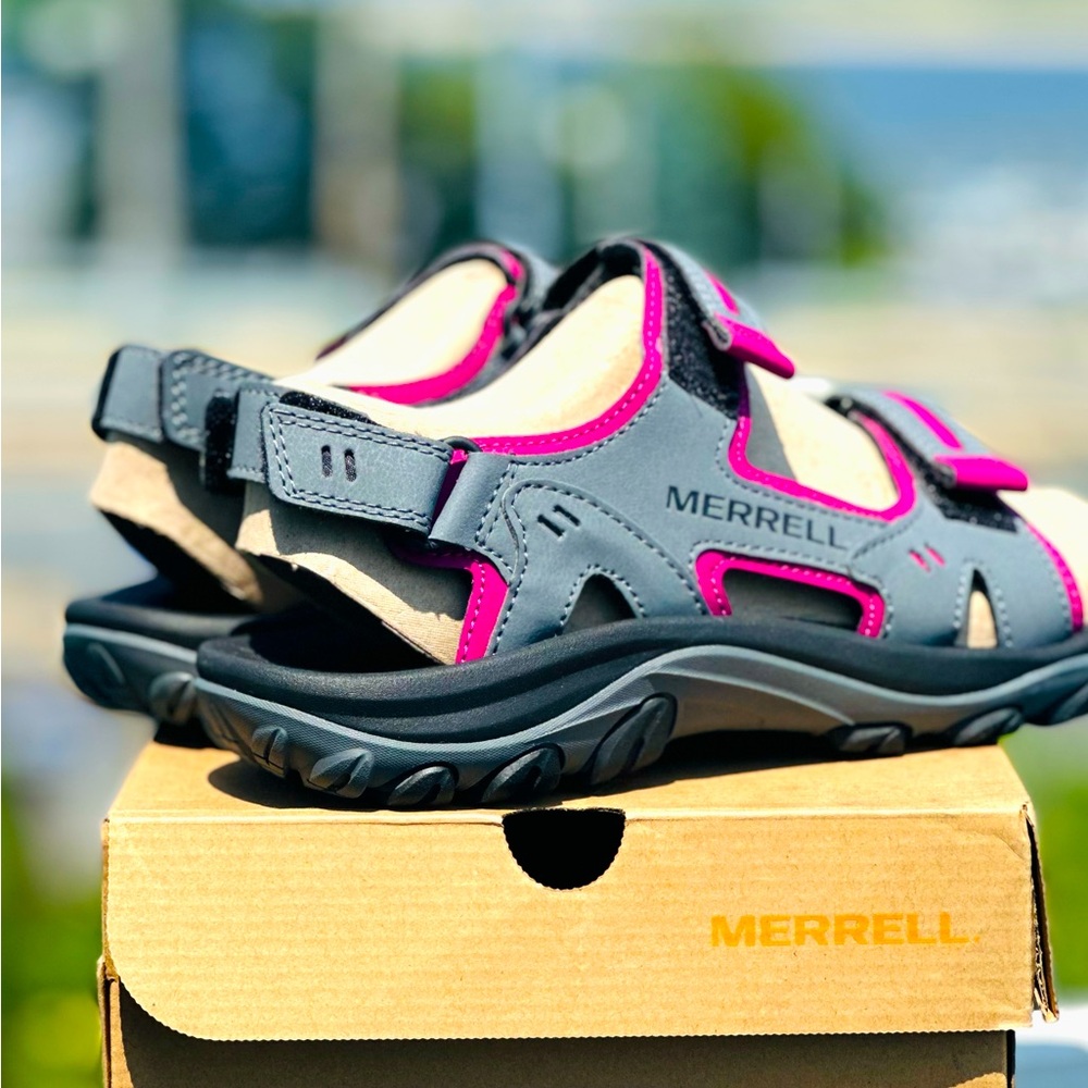 🌸Merrell Huntington Sport Sandal, Size 9, Grey with Pink Trim, NWT - Picture 3 of 4